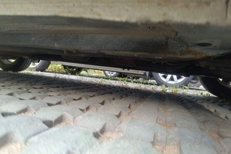 Used Hyundai Verna Ray 2014 1.4L Manual GLX Chassis Front Right