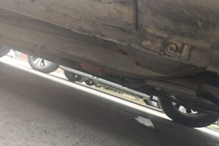 Used Hyundai Verna Ray 2014 1.4L Automatic TOP Chassis Front Right