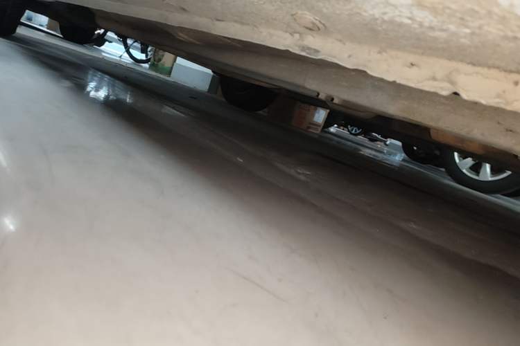 Used Hyundai Verna Ray 2014 1.4L Automatic GLX Chassis Front Right