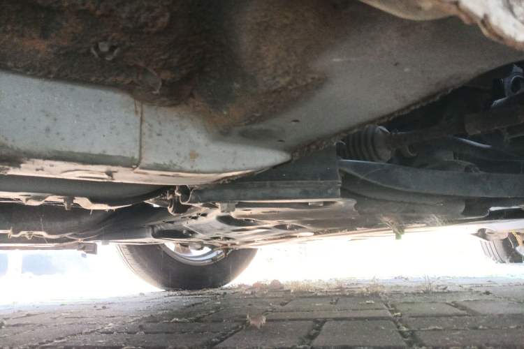 Used Hyundai Verna Ray 2014 1.4L Automatic GLX Chassis Front Right