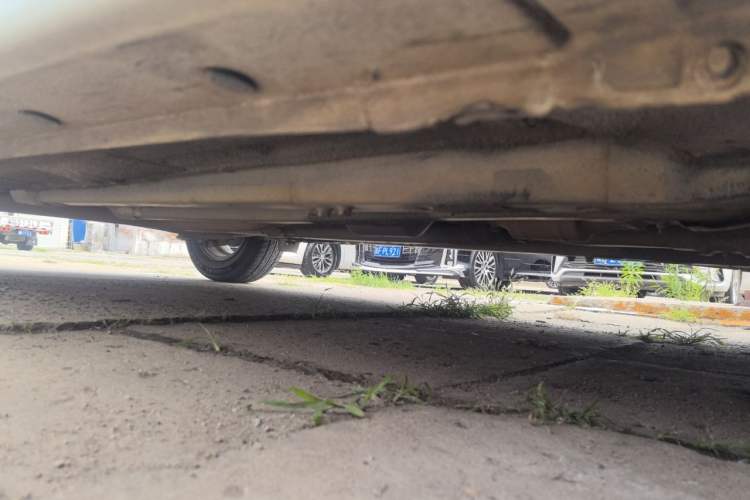 Used Hyundai Verna Ray 2014 1.4L Manual GLX Chassis Front Right