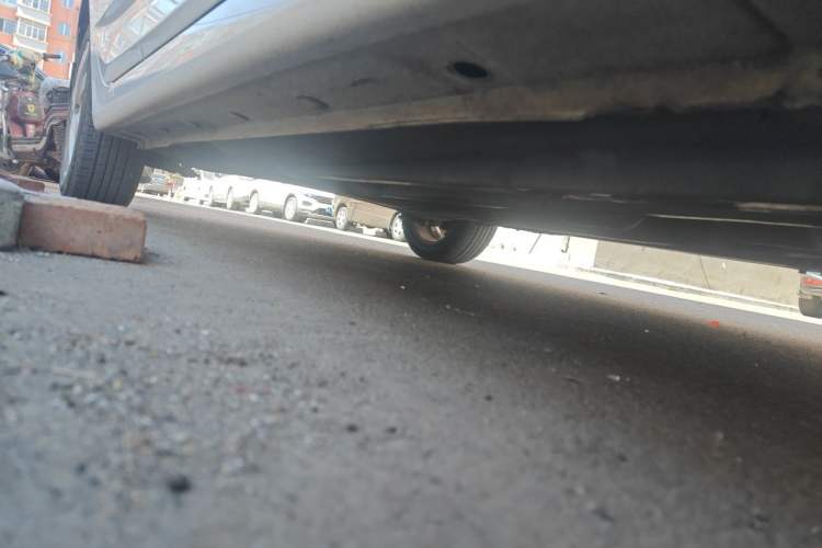 Used Hyundai Verna Ray 2014 1.6L Automatic TOP Chassis Front Right