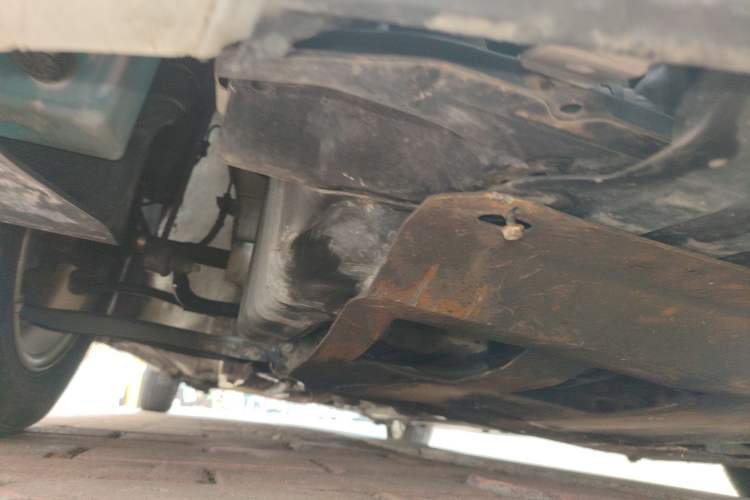 Used Hyundai Verna Ray 2014 1.4L Manual GLX Chassis Front Right