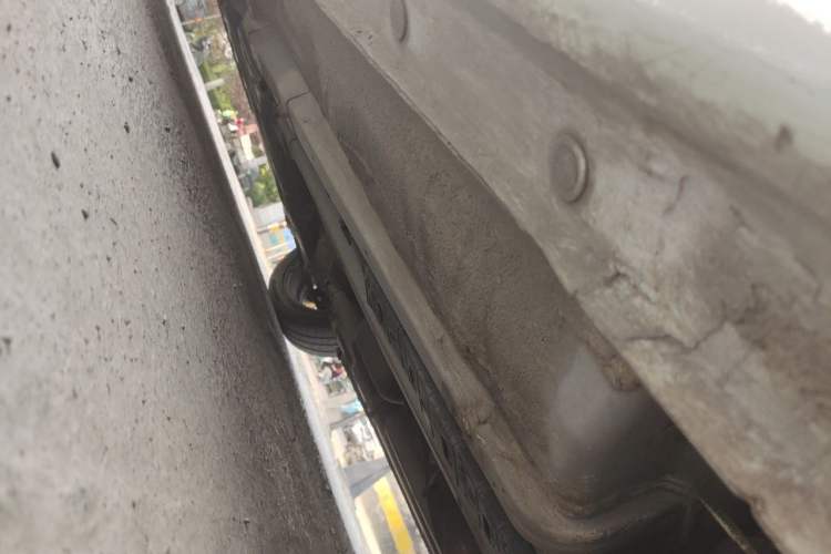 Used Hyundai Verna Ray 2014 1.6L Automatic TOP Chassis Rear Left