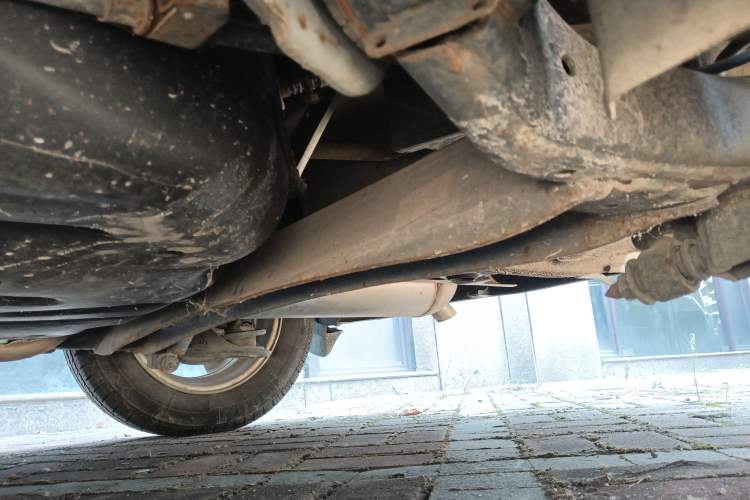 Used Hyundai Verna Ray 2014 1.4L Automatic GLX Chassis Rear Left