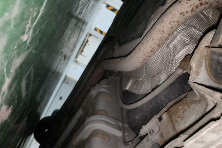Used Hyundai Verna Ray 2014 1.4L Automatic GLX Chassis Rear Right