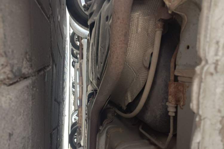Used Hyundai Verna Ray 2014 1.4L Automatic GLX Chassis Rear Right