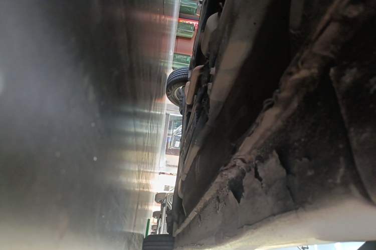 Used Hyundai Verna Ray 2014 1.4L Automatic GLX Chassis Rear Right