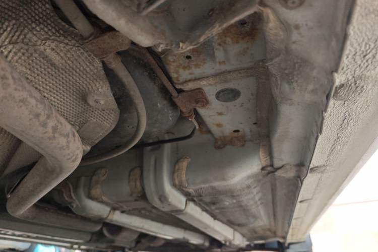 Used Hyundai Verna Ray 2014 1.4L Automatic GLX Chassis Rear Right