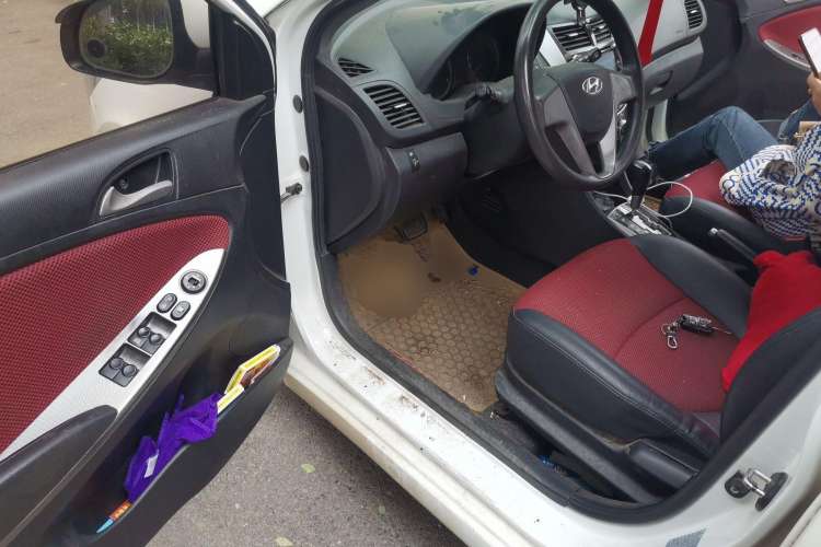 Used Hyundai Verna Ray 2014 1.4L Automatic GLX Driver Seat