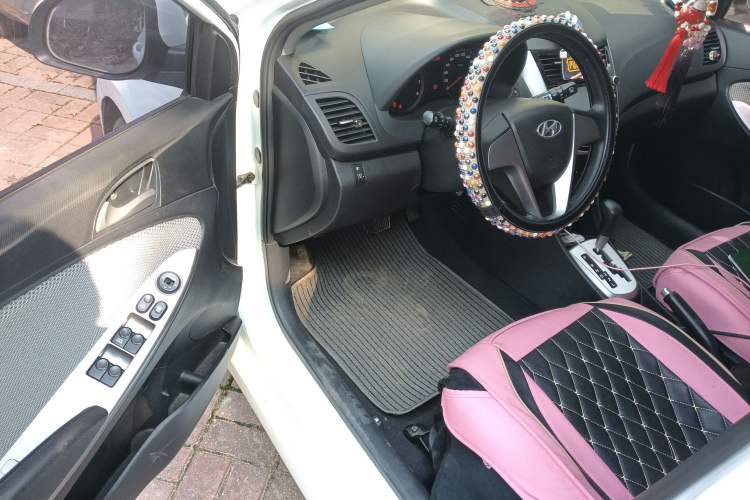 Used Hyundai Verna Ray 2014 1.4L Automatic GLX Driver Seat