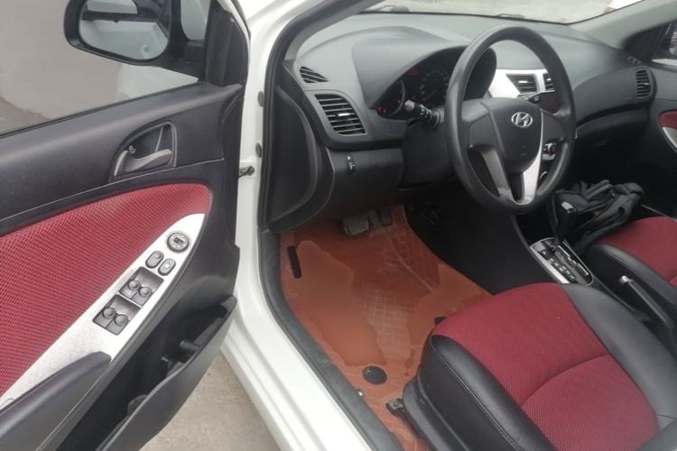 Used Hyundai Verna Ray 2014 1.4L Automatic GLX Driver Seat