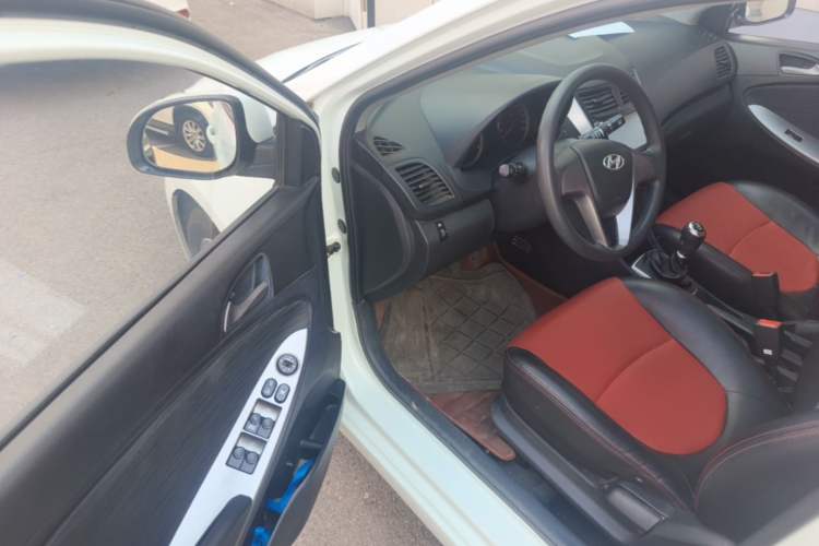 Used Hyundai Verna Ray 2014 1.4L Manual GLX Driver Seat