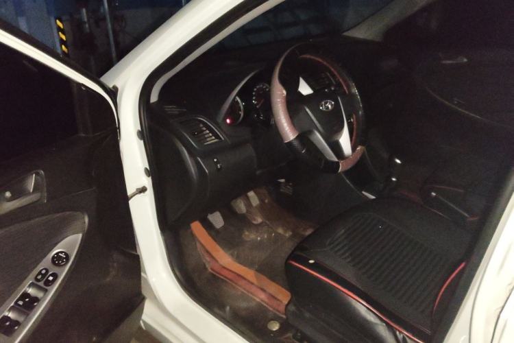 Used Hyundai Verna Ray 2014 1.4L Manual GLX Driver Seat