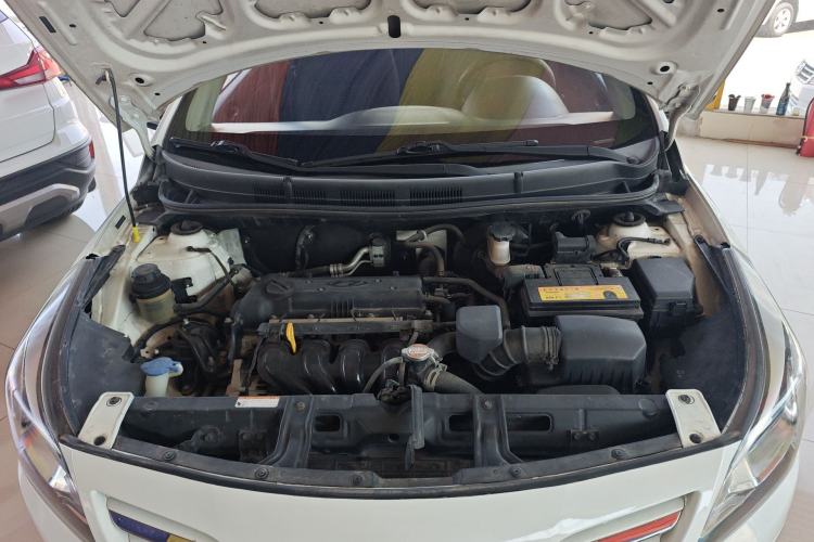 Used Hyundai Verna Ray 2014 1.4L Manual GLX Engine Bay