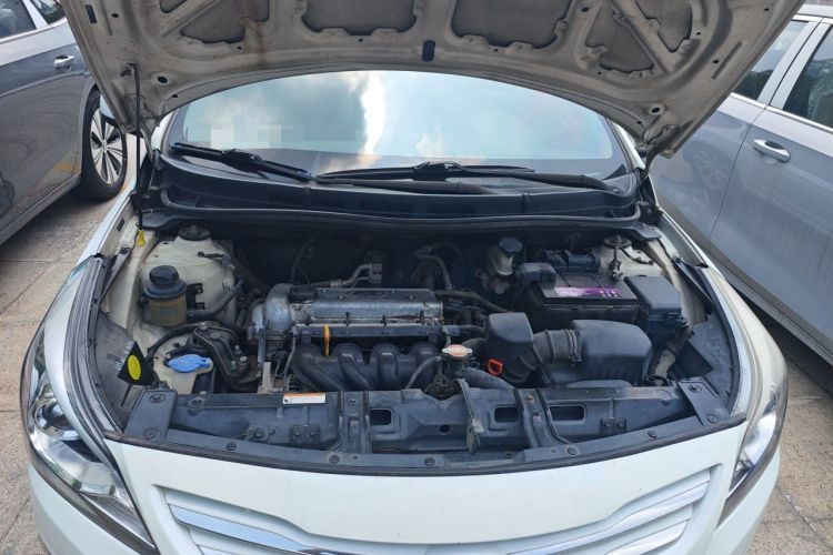 Used Hyundai Verna Ray 2014 1.4L Automatic TOP Engine Bay