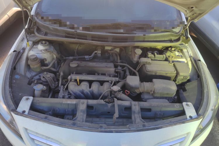 Used Hyundai Verna Ray 2014 1.4L Automatic GLX Engine Bay