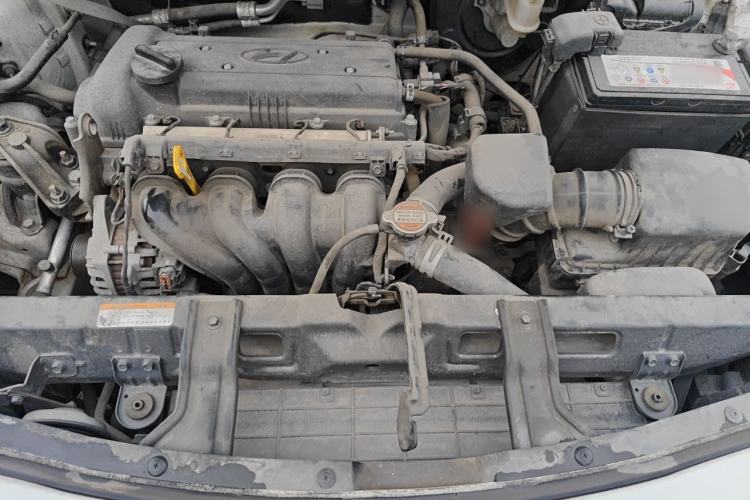 Used Hyundai Verna Ray 2014 1.4L Automatic GLX Engine Bay