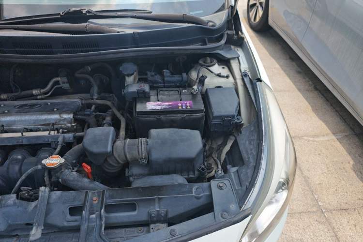 Used Hyundai Verna Ray 2014 1.4L Automatic TOP Engine Bay Left