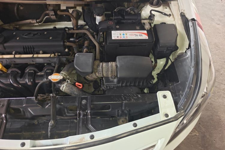 Used Hyundai Verna Ray 2014 1.6L Automatic TOP Engine Bay Left
