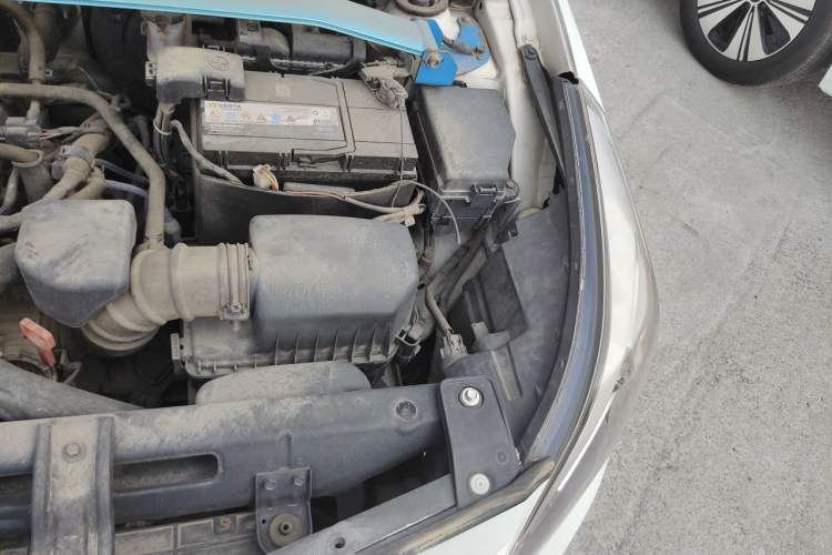 Used Hyundai Verna Ray 2014 1.6L Automatic TOP Engine Bay Left
