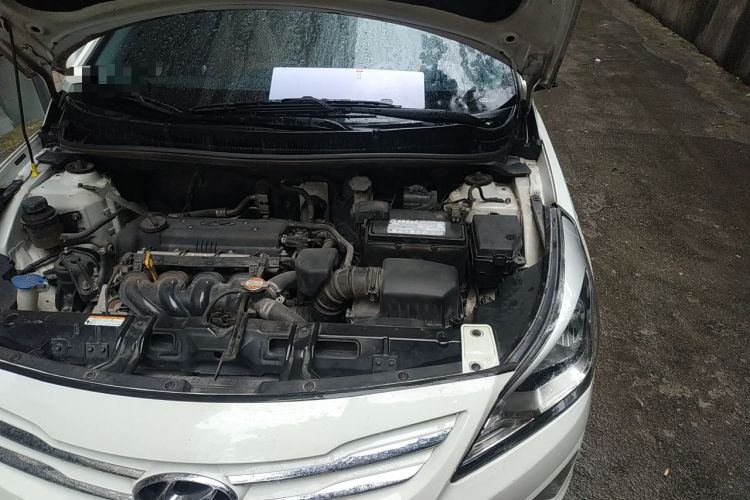 Used Hyundai Verna Ray 2014 1.4L Manual GLX Engine Bay Left