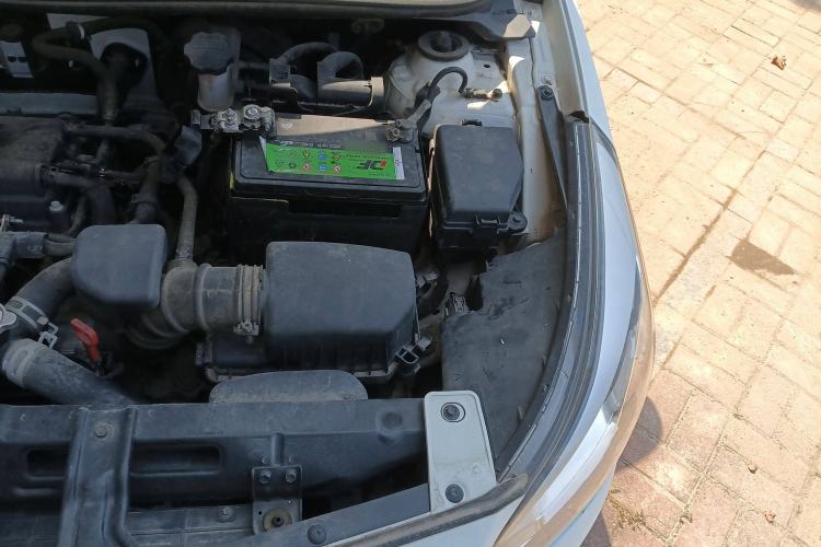 Used Hyundai Verna Ray 2014 1.4L Automatic GLX Engine Bay Left