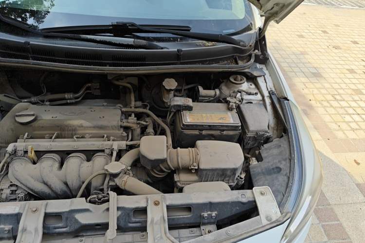 Used Hyundai Verna Ray 2014 1.4L Manual GLX Engine Bay Left