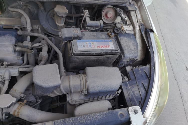 Used Hyundai Verna Ray 2014 1.4L Manual GLX Engine Bay Left