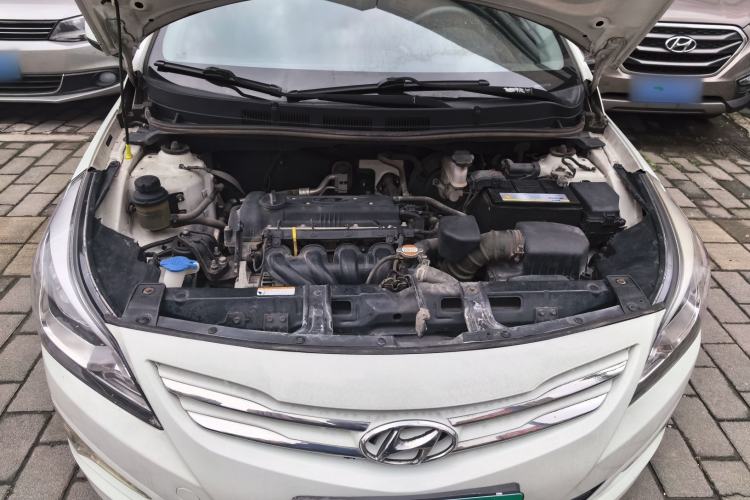 Used Hyundai Verna Ray 2014 1.4L Manual GLX Engine Bay
