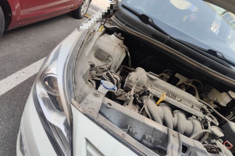 Used Hyundai Verna Ray 2014 1.6L Automatic TOP Engine Bay Right