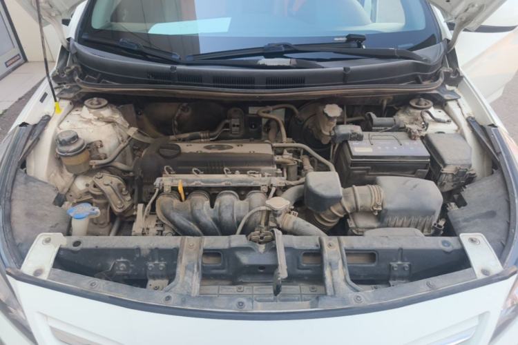 Used Hyundai Verna Ray 2014 1.4L Manual GLX Engine Bay