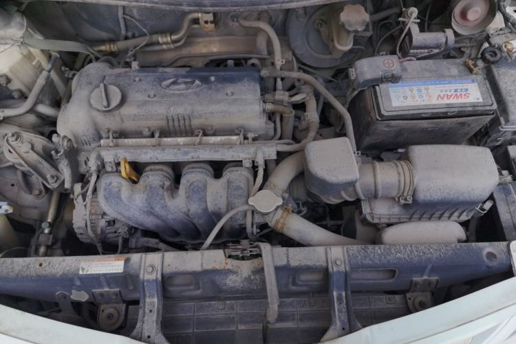 Used Hyundai Verna Ray 2014 1.4L Manual GLX Engine Bay