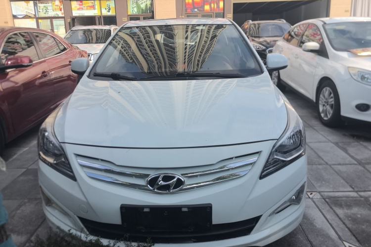 Used Hyundai Verna Ray 2014 1.4L Manual GLX Exterior 1