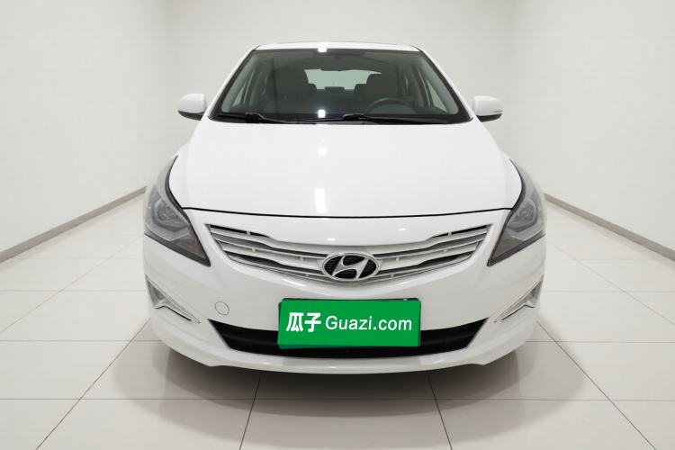 Used Hyundai Verna Ray 2014 1.4L Automatic GLX Exterior 1