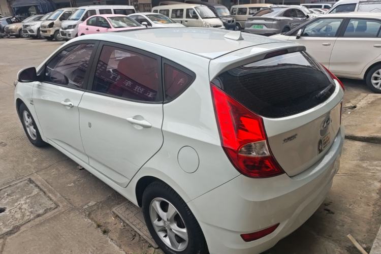 Used Hyundai Verna Ray 2014 1.4L Automatic GLX Exterior 2