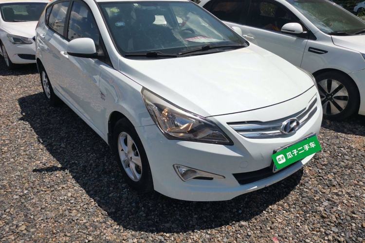 Used Hyundai Verna Ray 2014 1.4L Automatic GLX Exterior 2