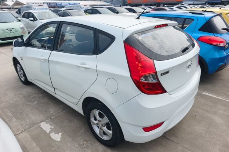 Used Hyundai Verna Ray 2014 1.4L Automatic GLX Exterior 2