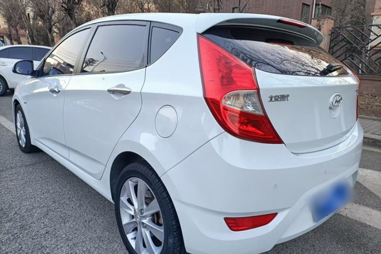 Used Hyundai Verna Ray 2014 1.6L Automatic TOP Exterior 2