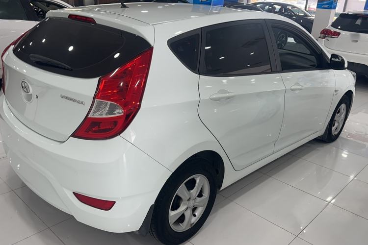 Used Hyundai Verna Ray 2014 1.4L Automatic GLX Exterior 2