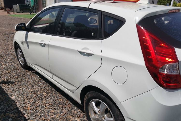 Used Hyundai Verna Ray 2014 1.4L Automatic GLX Exterior 3