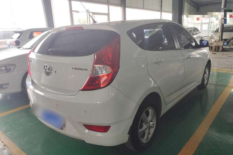 Used Hyundai Verna Ray 2014 1.4L Manual GLX Exterior 3