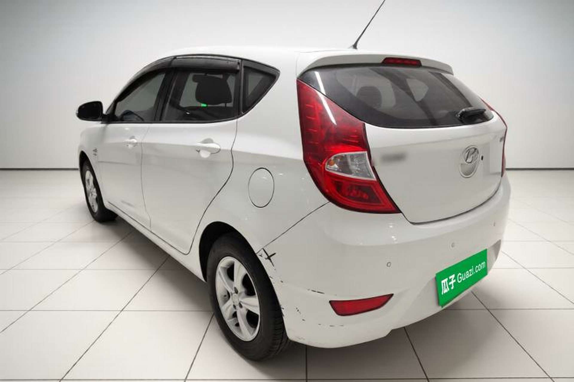 Used Hyundai Verna Ray 2014 1.4L Automatic GLX Exterior 3