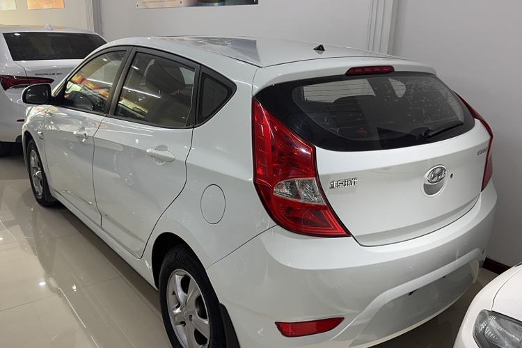 Used Hyundai Verna Ray 2014 1.4L Automatic GLX Exterior 3