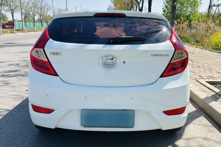 Used Hyundai Verna Ray 2014 1.4L Automatic GLX Exterior 3