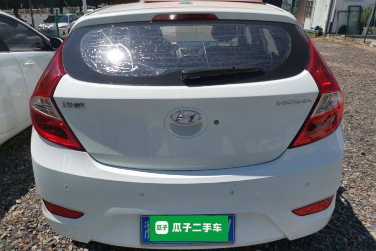 Used Hyundai Verna Ray 2014 1.4L Automatic GLX Exterior 4