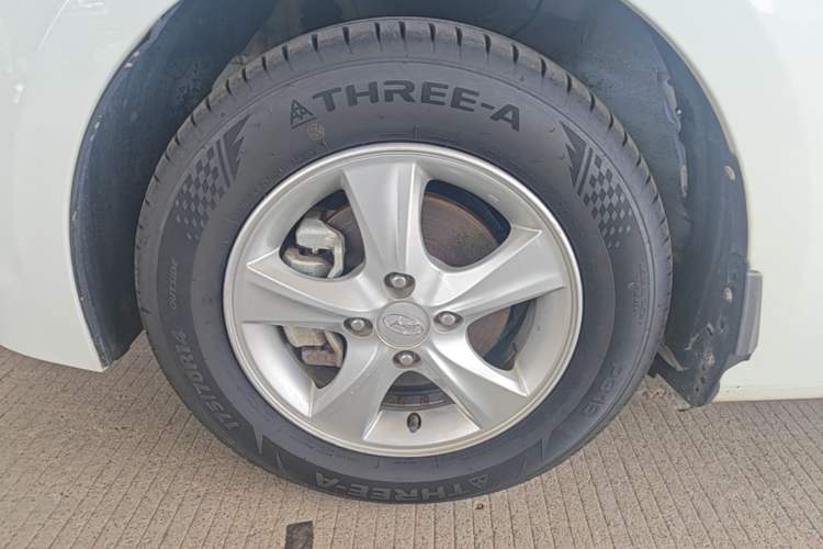 Used Hyundai Verna Ray 2014 1.4L Automatic GLX Exterior 4