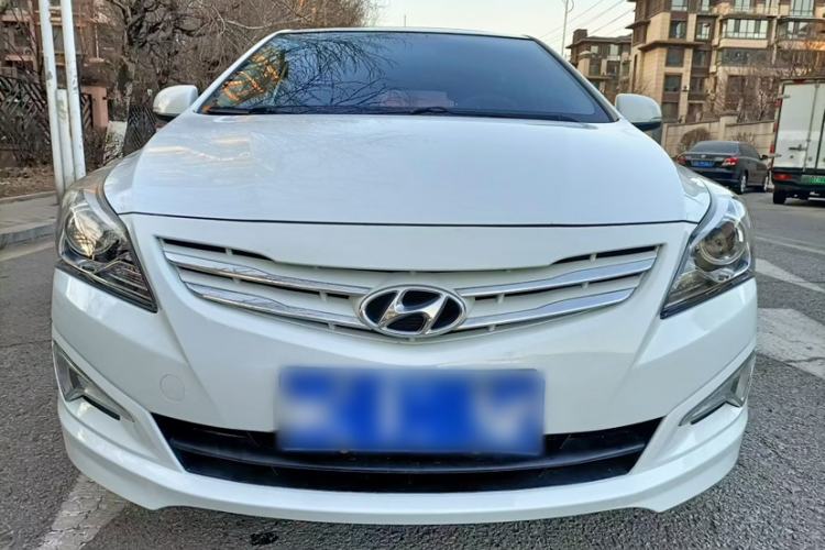 Used Hyundai Verna Ray 2014 1.6L Automatic TOP Exterior 4