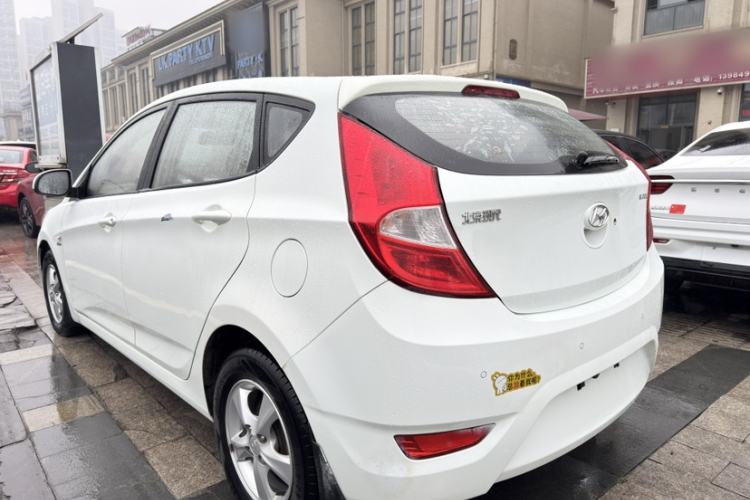 Used Hyundai Verna Ray 2014 1.4L Automatic GLX Exterior 4