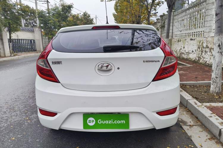 Used Hyundai Verna Ray 2014 1.4L Automatic GLX Exterior 4